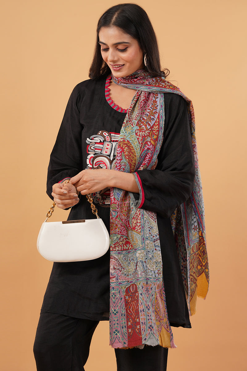 Kalamkari shawl with zari