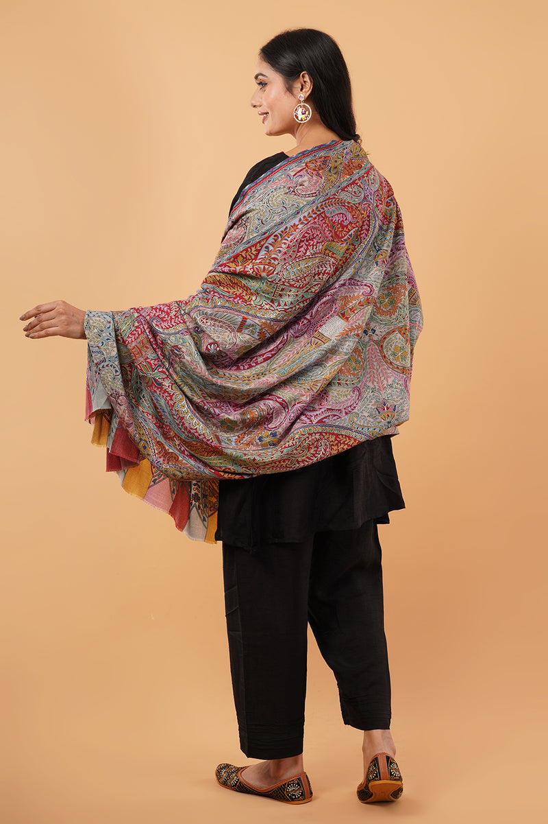Kalamkari shawl with zari