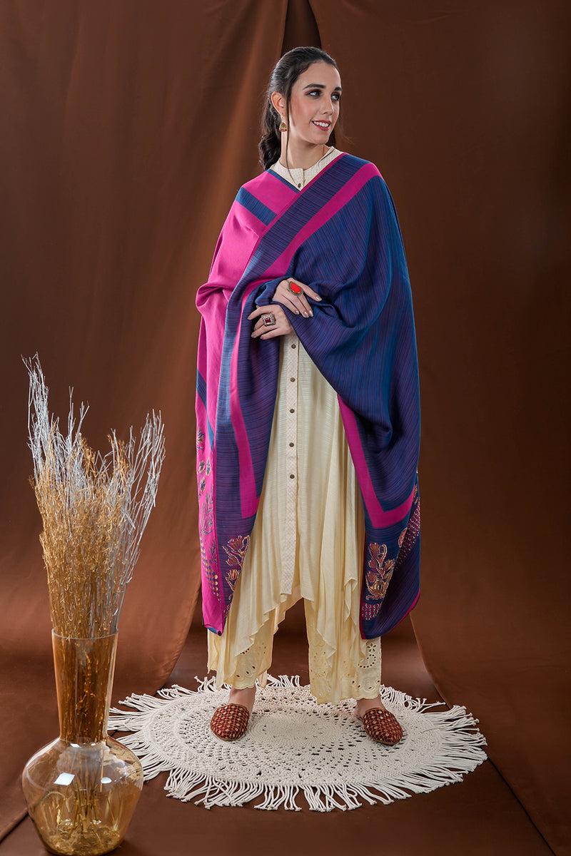 Fancy reversible shawl with zari