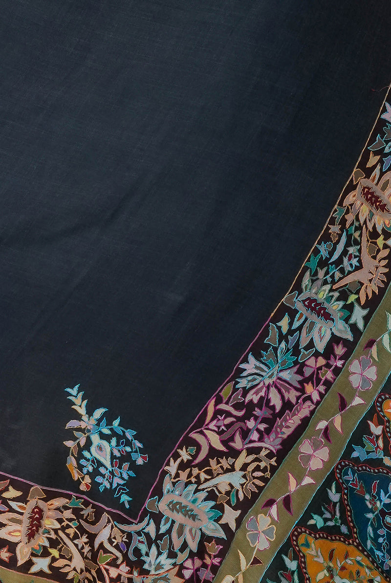 Multi-color hand painted and embroidered kani border